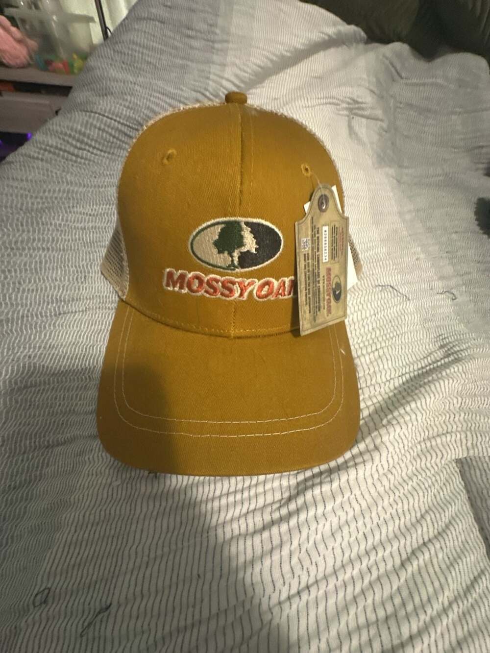 Mossy Oak Embroidered Logo Trucker Hat Tan Mesh Snapback Cap NWT